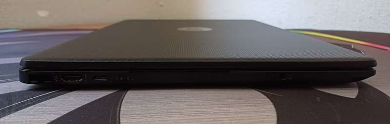HP 15 Core i3 4GB 1TB 15.6` Notebook Jet black